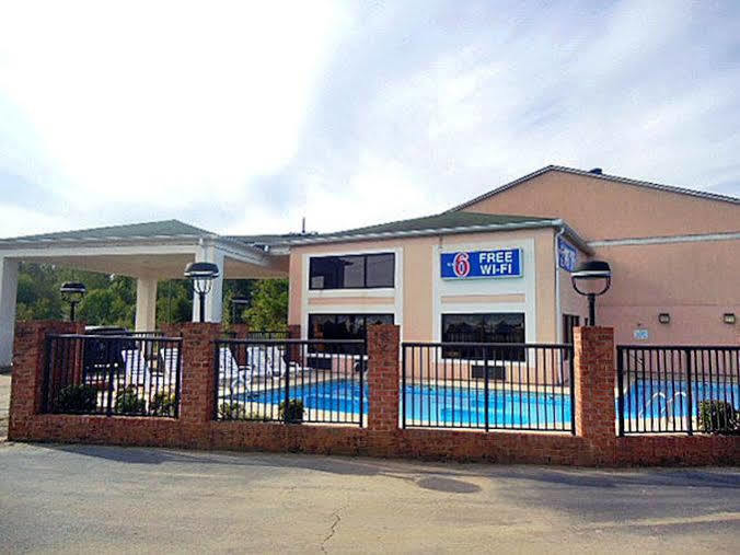Super 8 By Wyndham Kannapolis Exterior photo